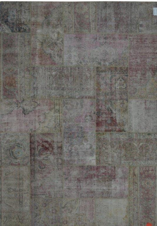 Patchwork Collection Hand-Knotted Lamb's Wool Area Rug- 6'11" X 9' 9"