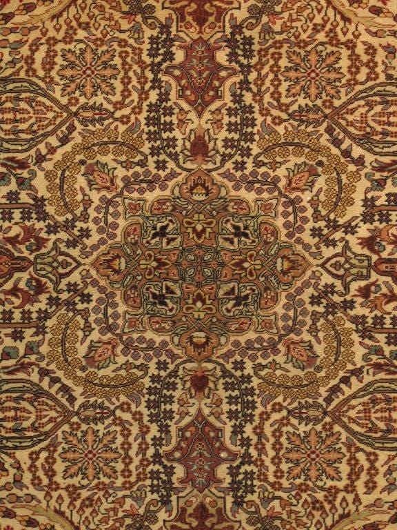 Kysery Hand-Knotted Wool Area Rug- 7' 8" X 11' 4"