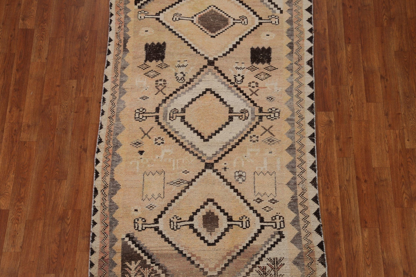 Geometric Lori Persian Area Rug 4x6