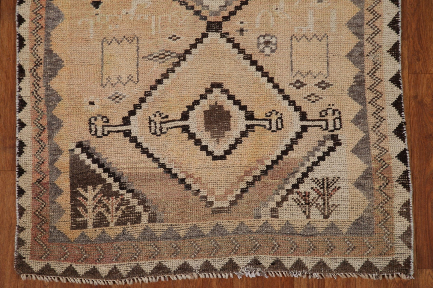 Geometric Lori Persian Area Rug 4x6