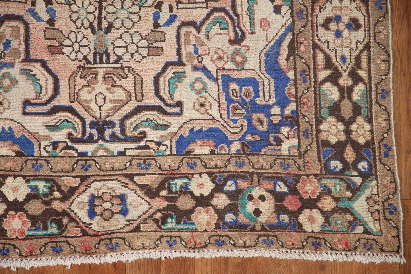 Vintage Lilian Persian Area Rug 5x10