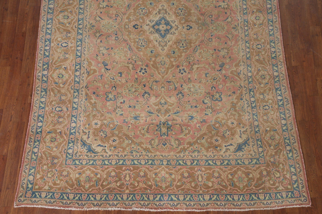 Traditional Mashad Persian Area Rug 6x9