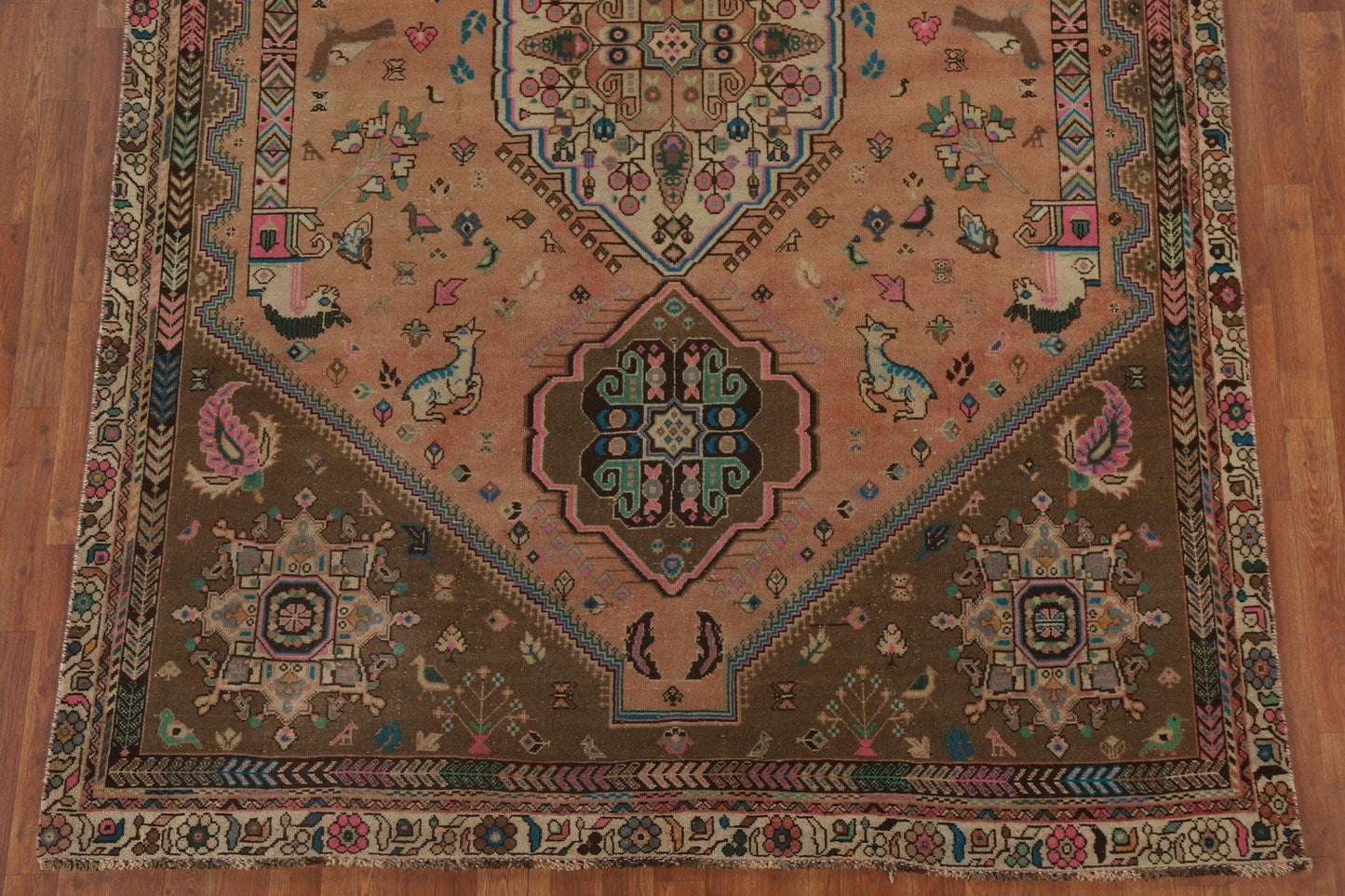 Animal Pictorial Abadeh Persian Area Rug 7x10