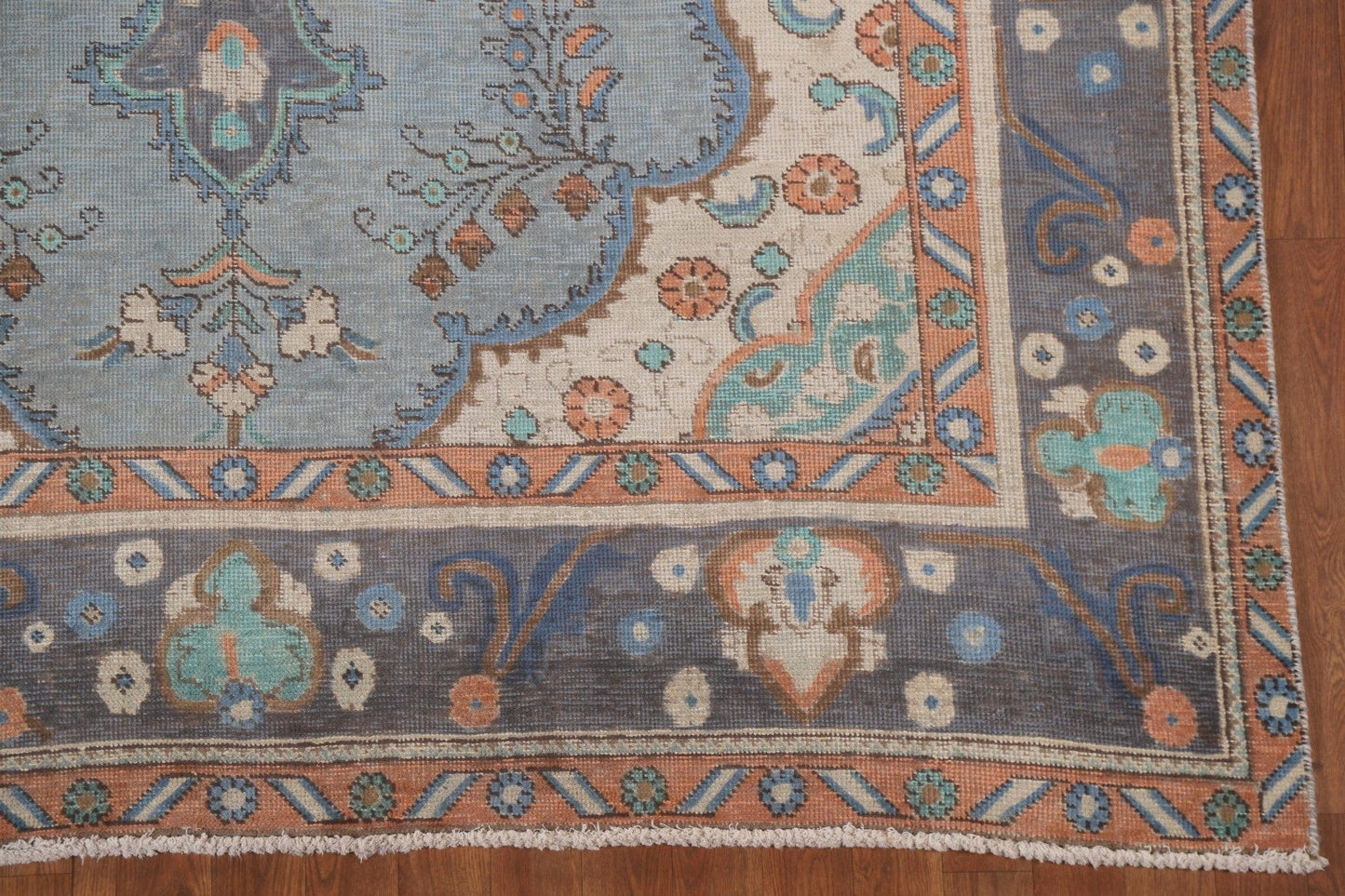 Vintage Tabriz Persian Area Rug 6x9