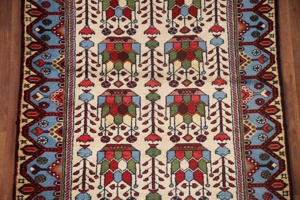 Geometric Hamedan Persian Area Rug 4x5