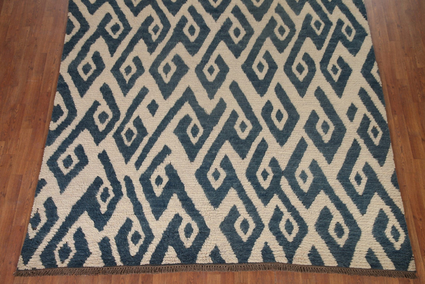 Ivory/ Blue Moroccan Oriental Area Rug 8x10