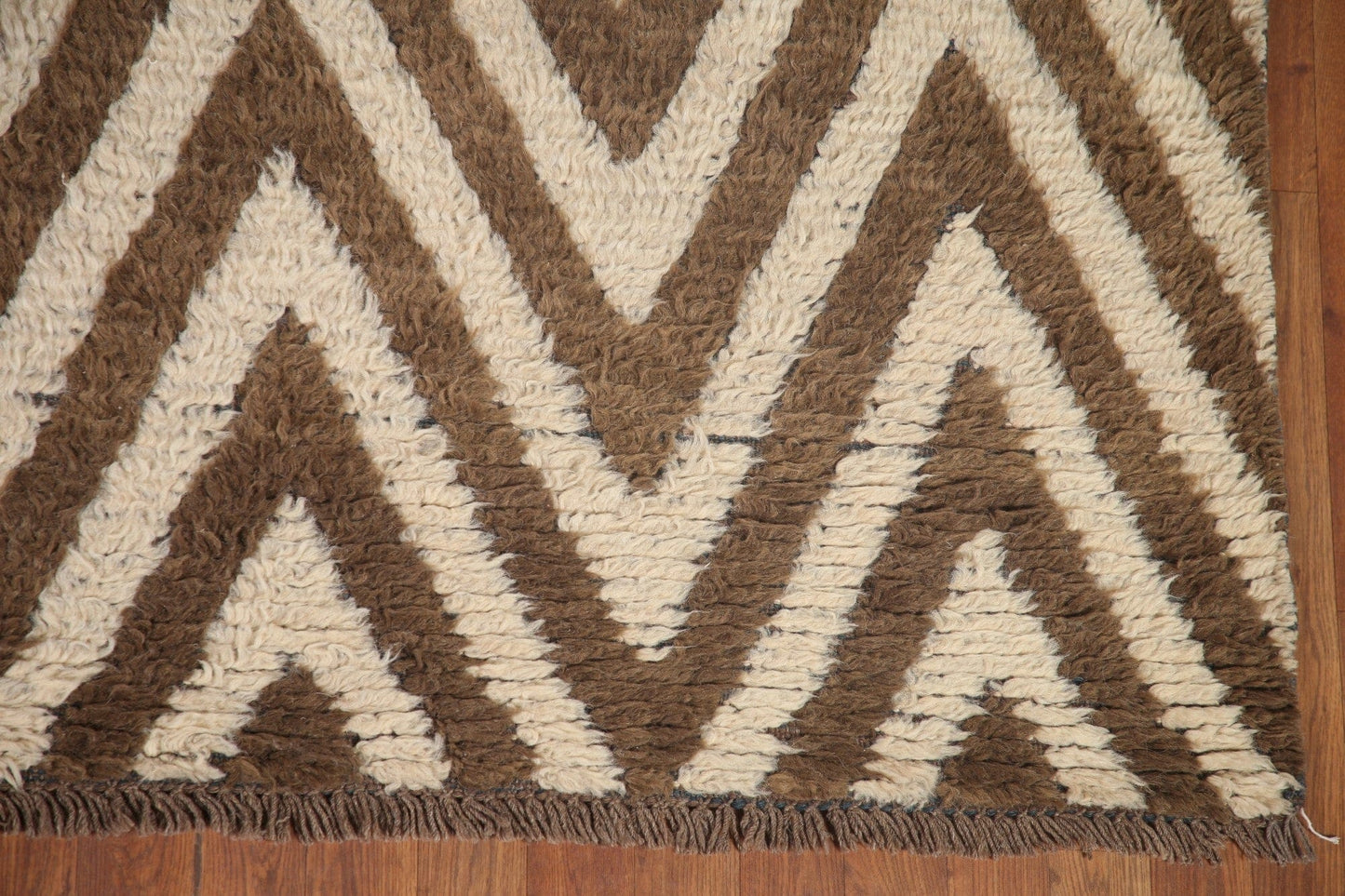 Ivory/ Brown Moroccan Shaggy Wool Area Rug 9x12