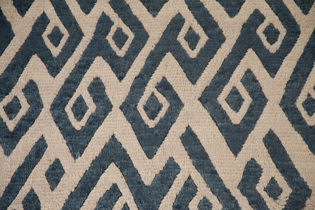 Ivory/ Blue Moroccan Shaggy Wool Area Rug 8x10