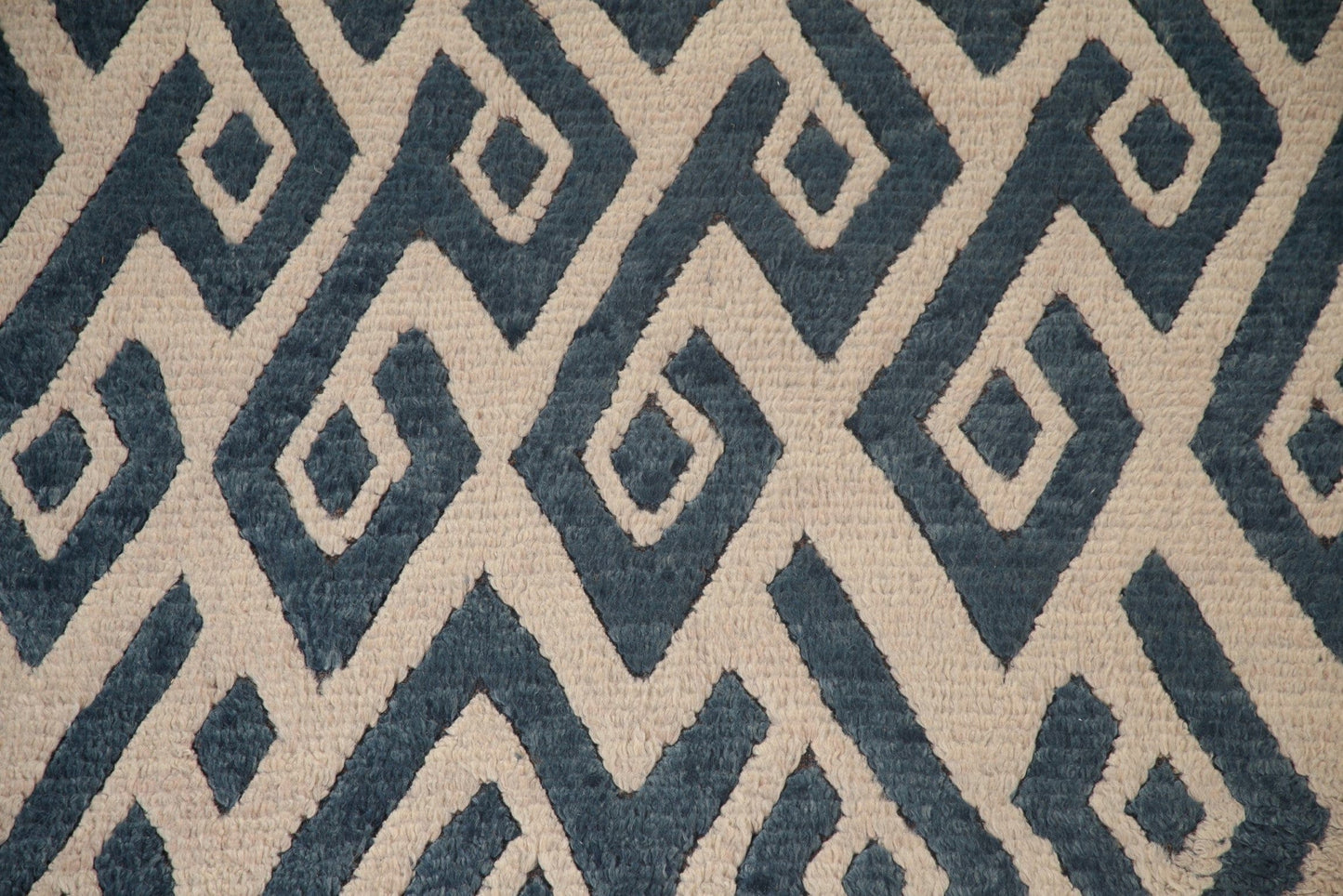 Ivory/ Blue Moroccan Shaggy Wool Area Rug 8x10