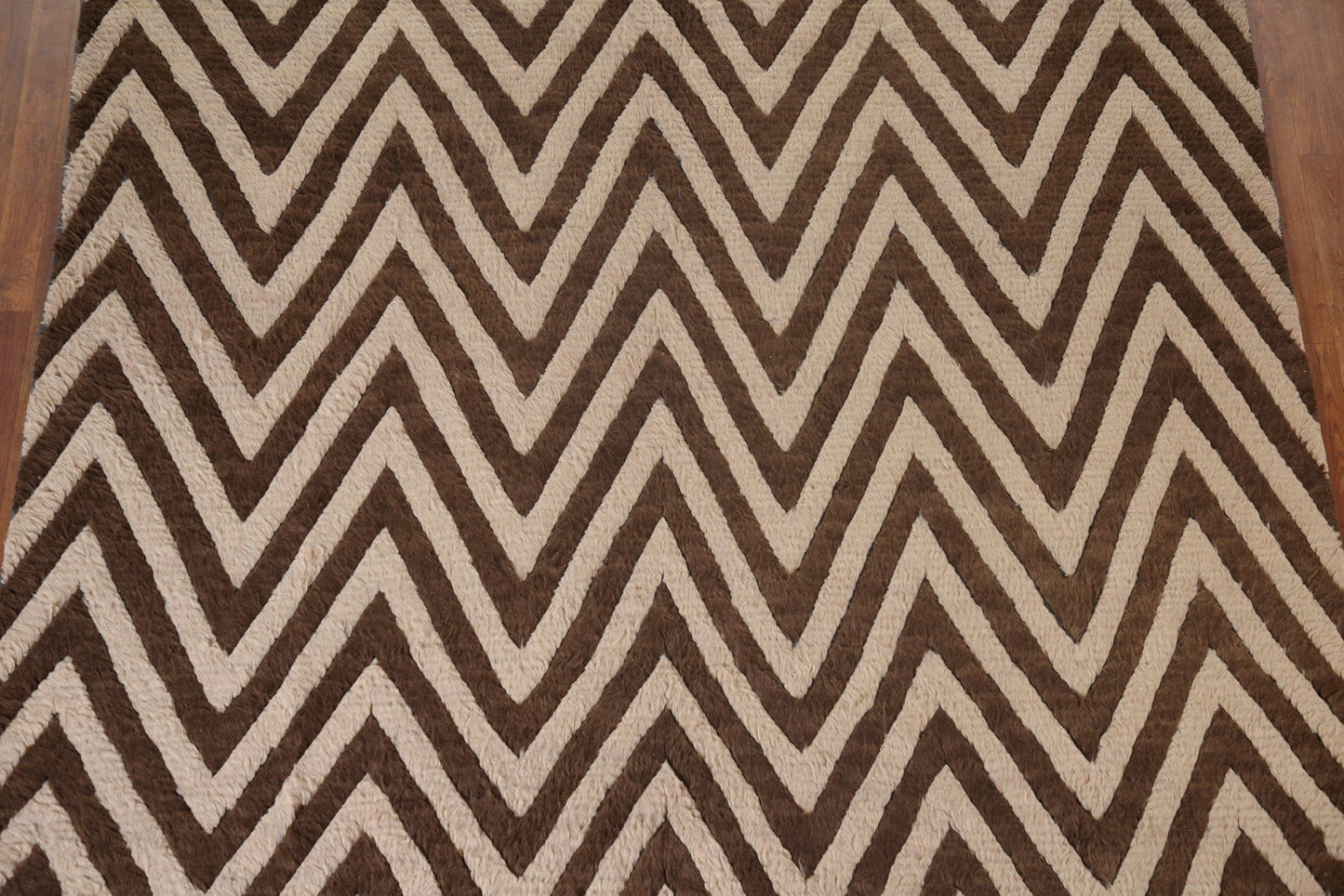 Chevron Moroccan Shaggy Area Rug 8x10