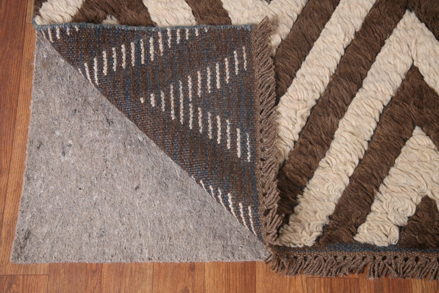 Chevron Moroccan Shaggy Area Rug 8x10