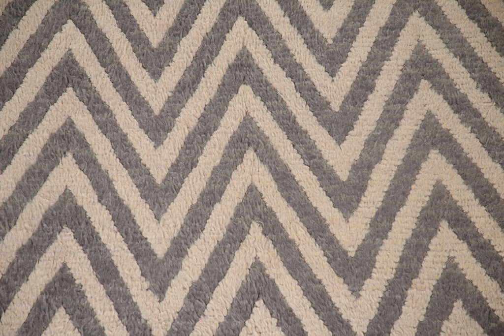 Chevron Moroccan Shaggy Area Rug 9x11