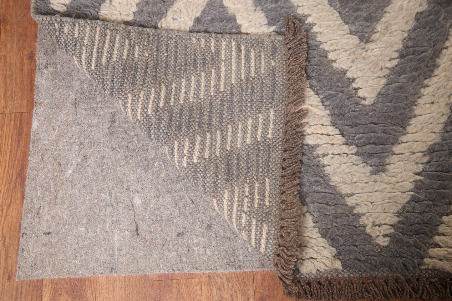 Chevron Moroccan Shaggy Area Rug 9x11