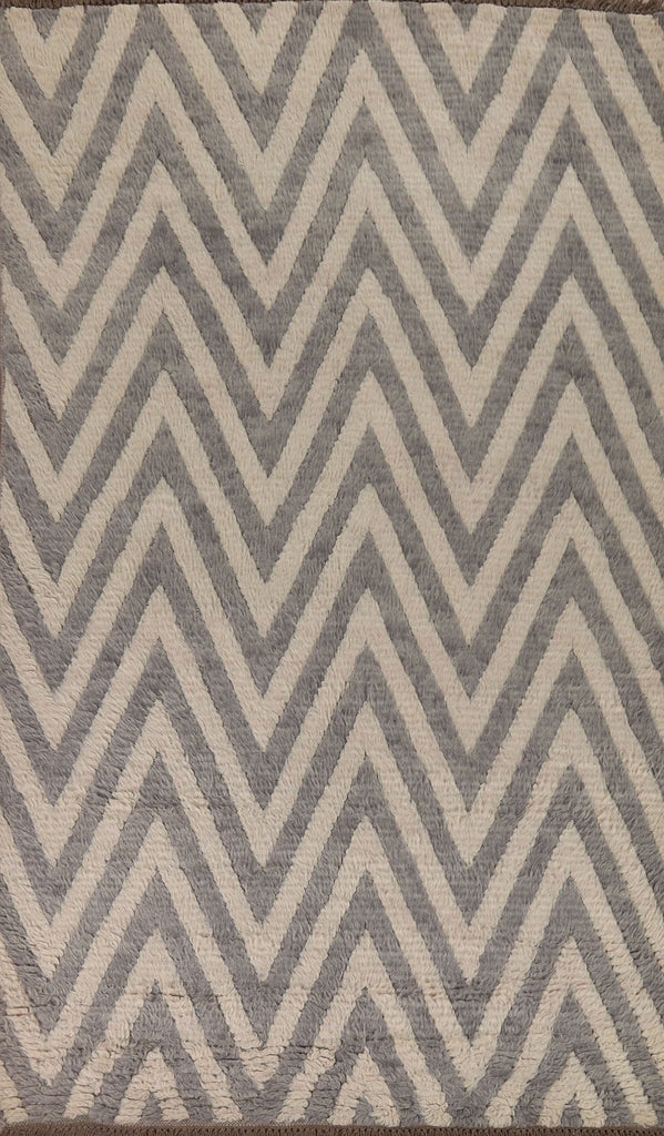 Chevron Moroccan Shaggy Wool Area Rug 6x8