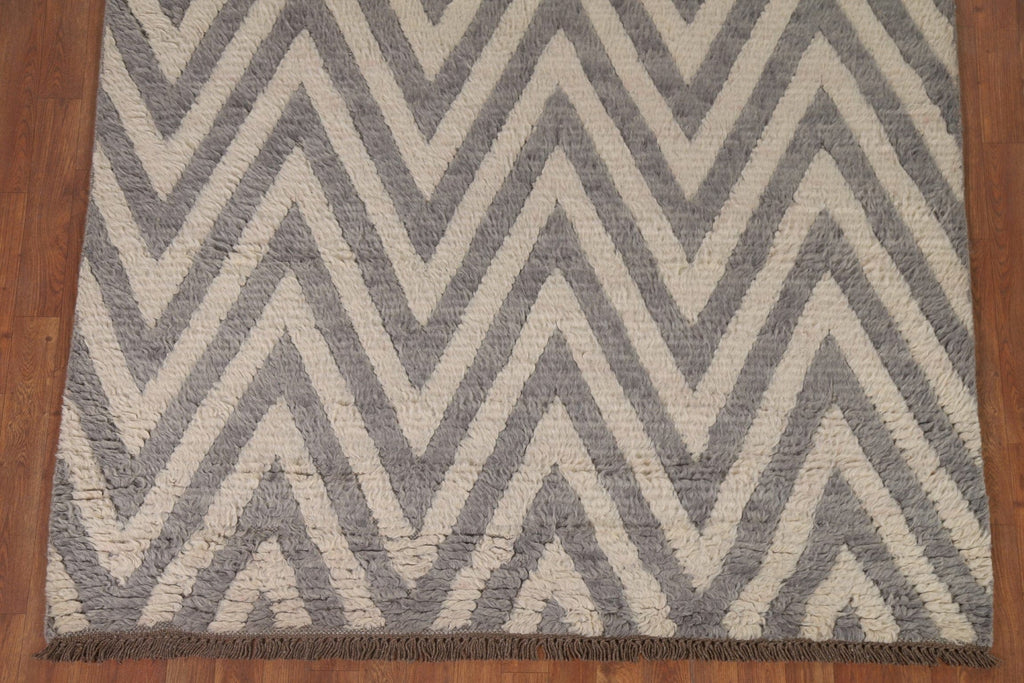 Chevron Moroccan Shaggy Wool Area Rug 6x8