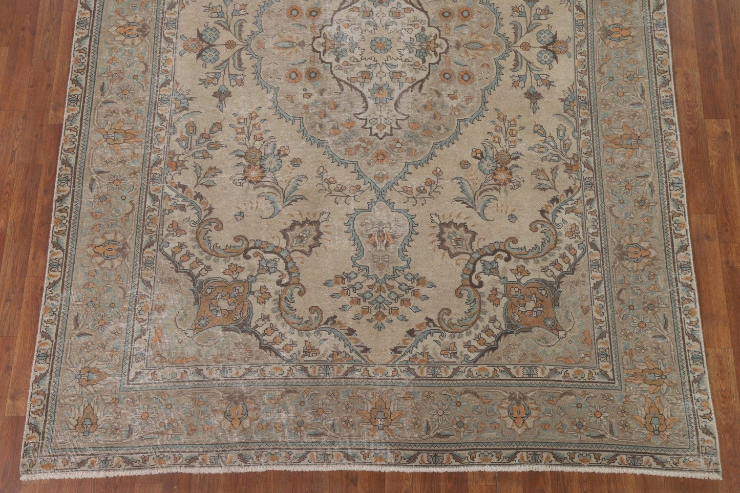 Handmade Wool Tabriz Persian Area Rug 7x10