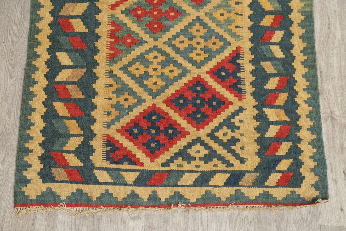 Geometric 3x5 Kilim Shiraz Persian Area Rug