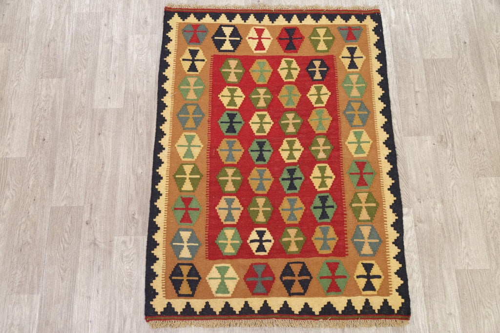 Geometric 4x5 Kilim Shiraz Persian Area Rug