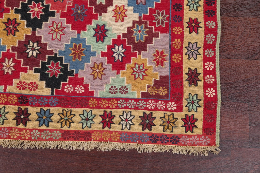 Floral 4x5 Kilim Shiraz Persian Area Rug