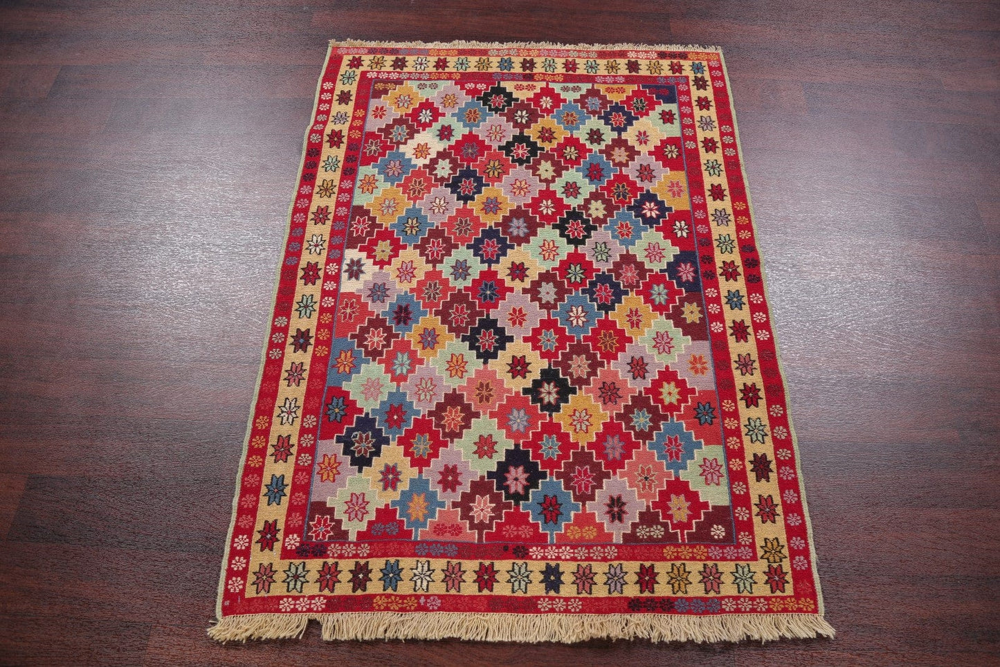 Floral 4x5 Kilim Shiraz Persian Area Rug