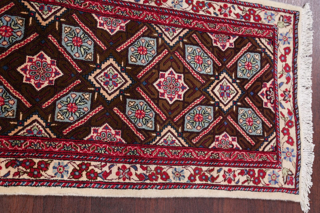 Geometric All-Over Foyer Size 2x4 Kashmar Persian Area Rug