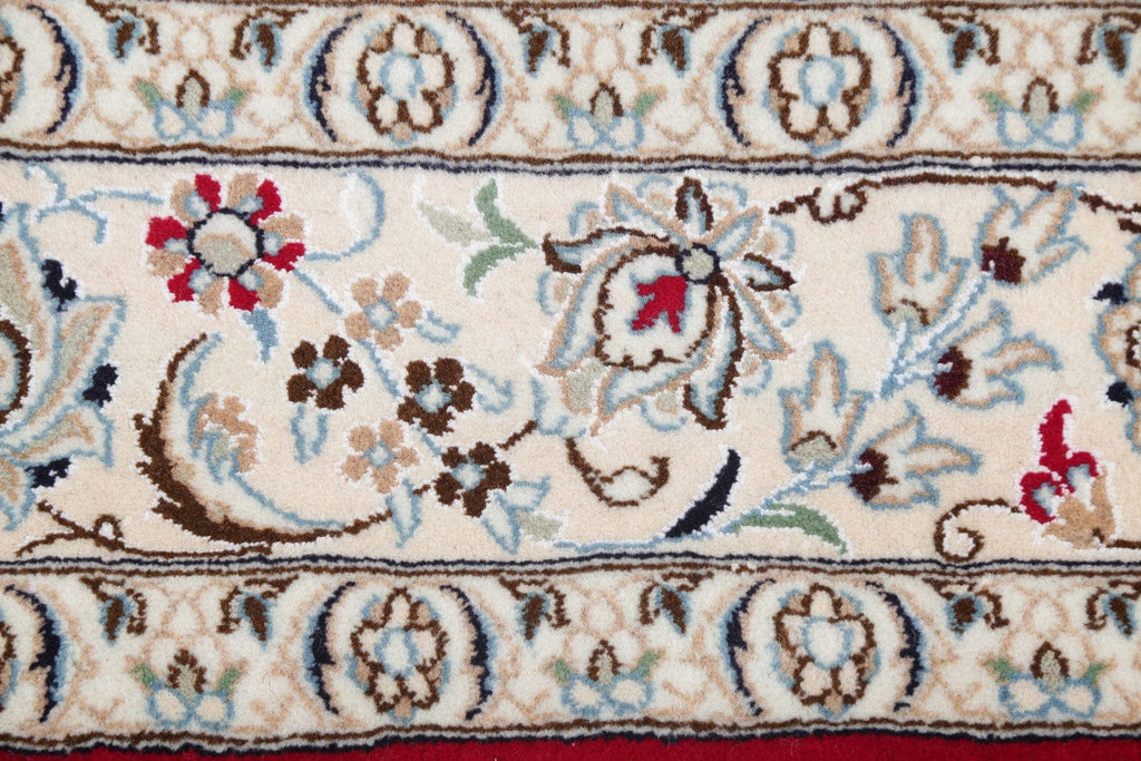 Floral 5x8 Nain Persian Area Rug