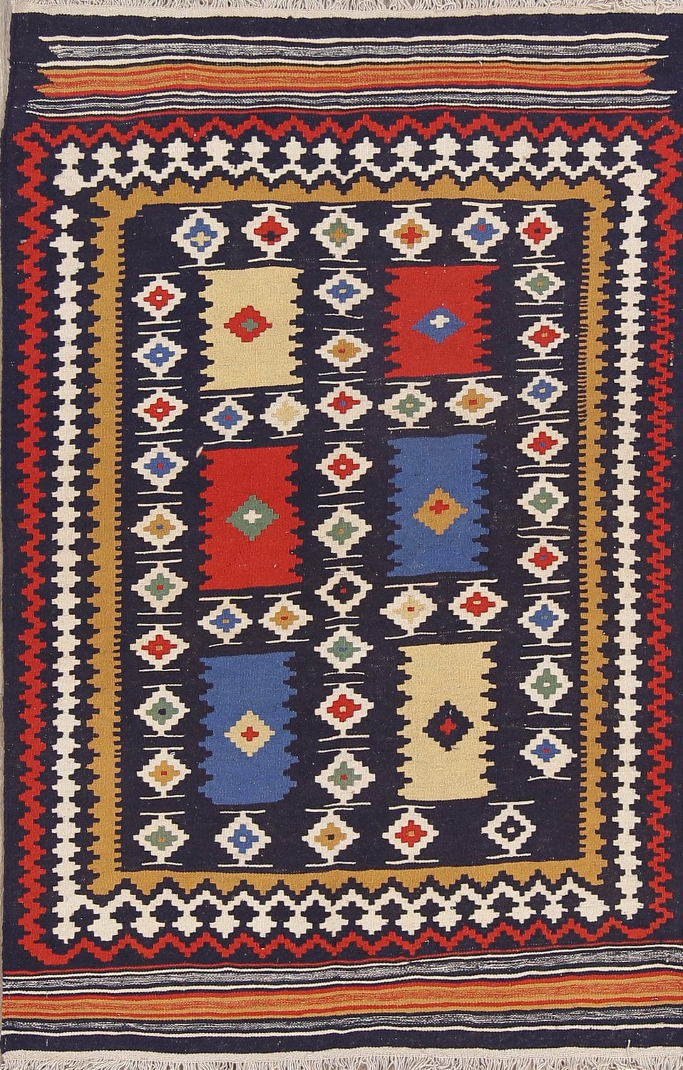 Geometric Kilim Shiraz Persian Area Rug 4x6