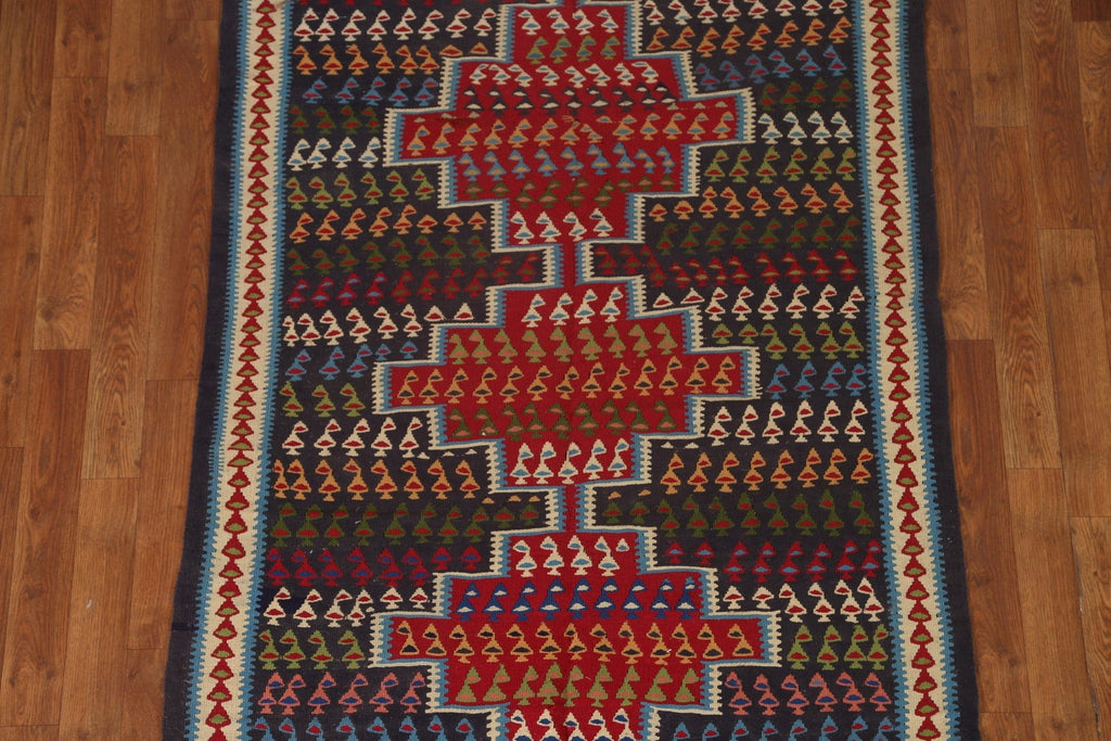 Geometric Sanandaj Persian Area Rug 4x5