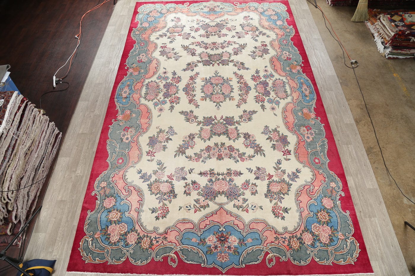 Floral Tabriz Persian Area Rug 10x17