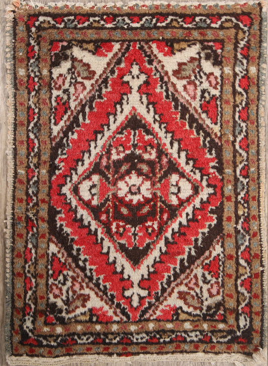 Geometric Hamedan Persian Rug 1x2