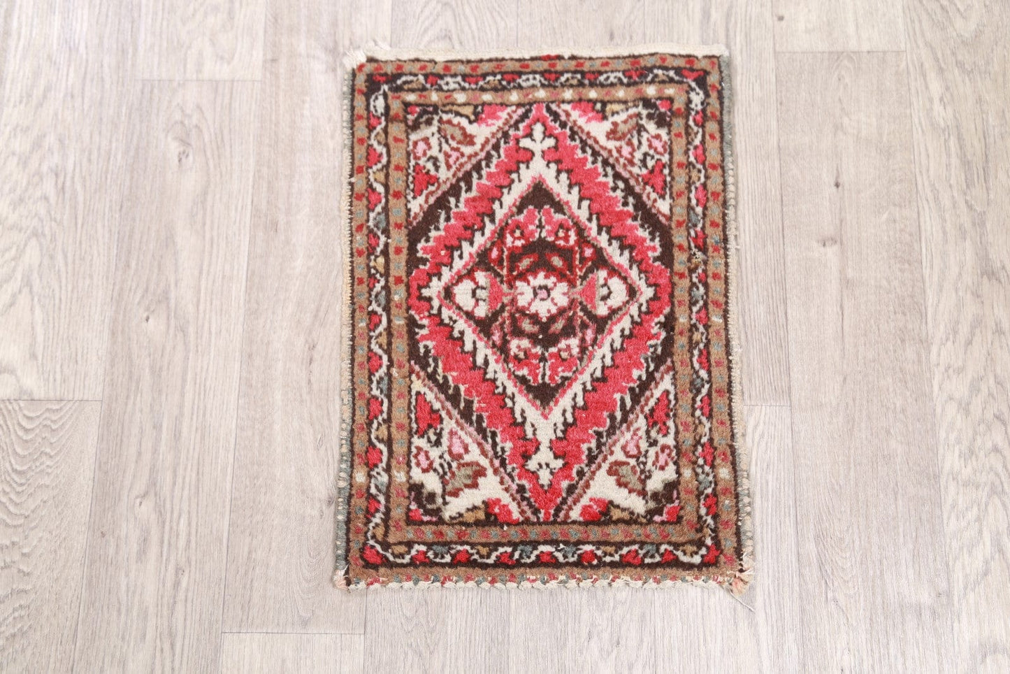 Geometric Hamedan Persian Rug 1x2