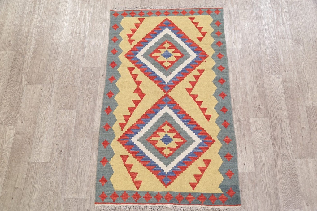 Geometric Kilim Shiraz Persian Wool Rug 3x5