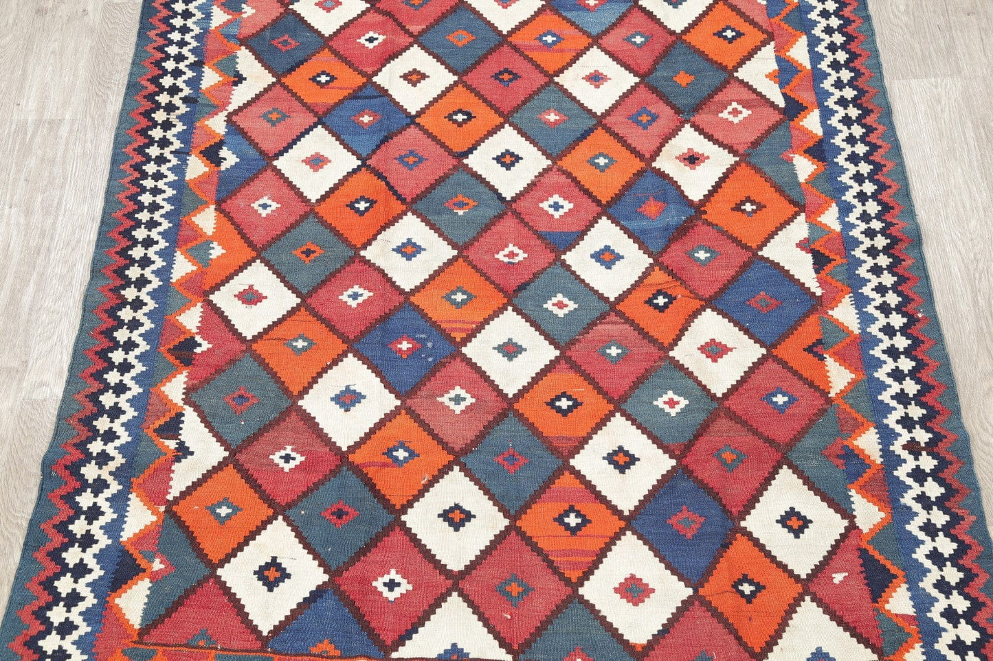 Hand-Woven Geometric Kilim Shiraz Persian Area Rug Wool 5x8