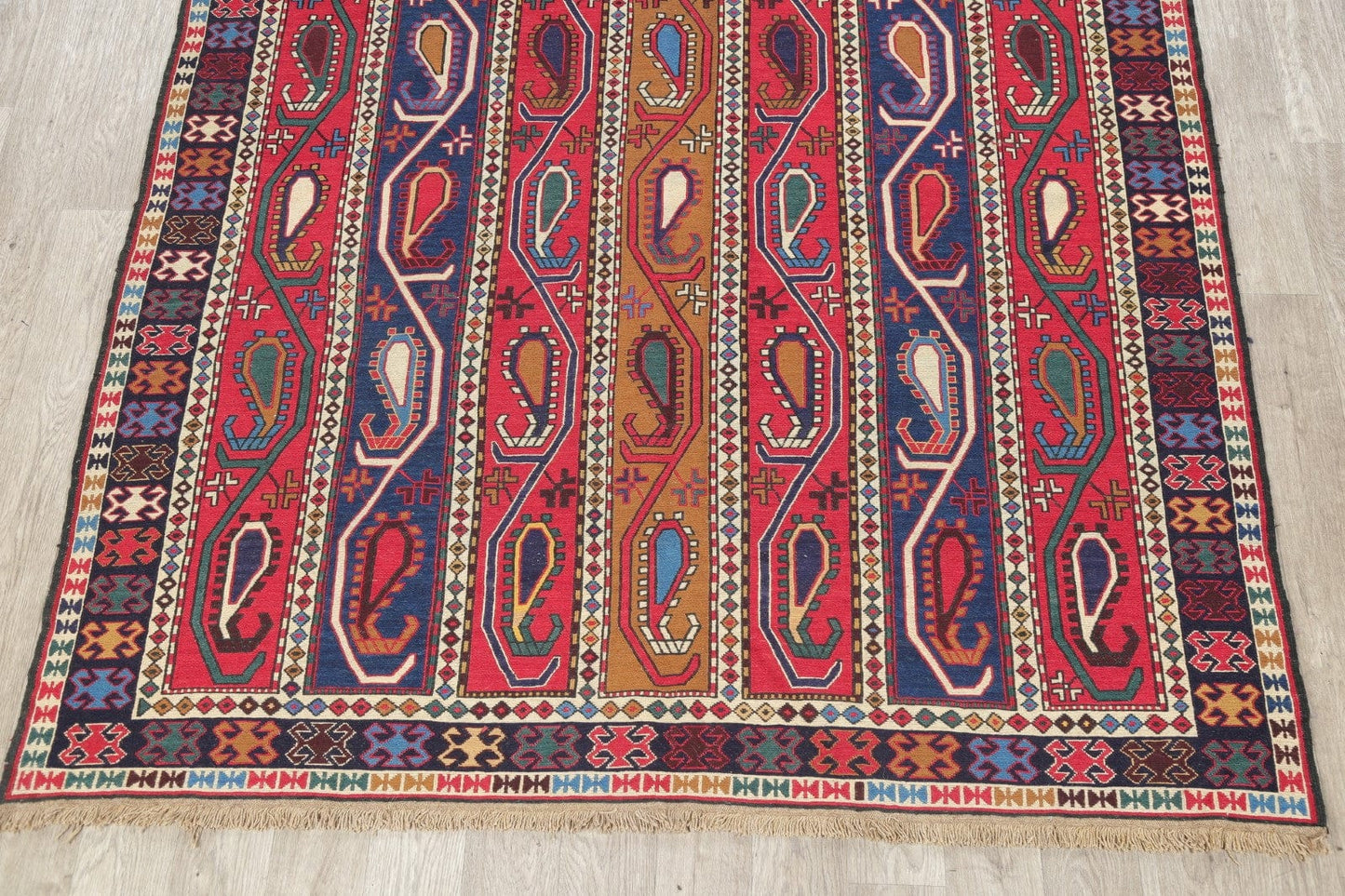 Hand-Woven Geometric Sumak Kilim Persian Area Rug 7x10