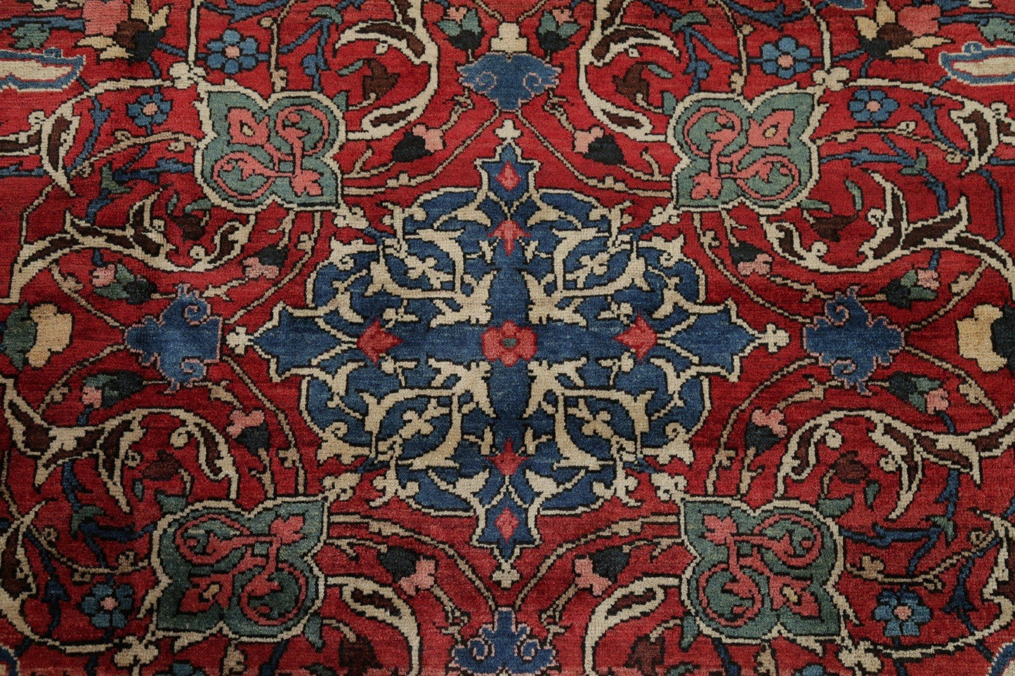 Antique Vegetable Dye Bakhtiari Saman Persian Hand-Knotted 11x15 Area Rug