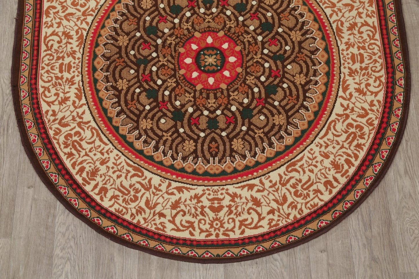 Geometric 5x7 Oval Rug