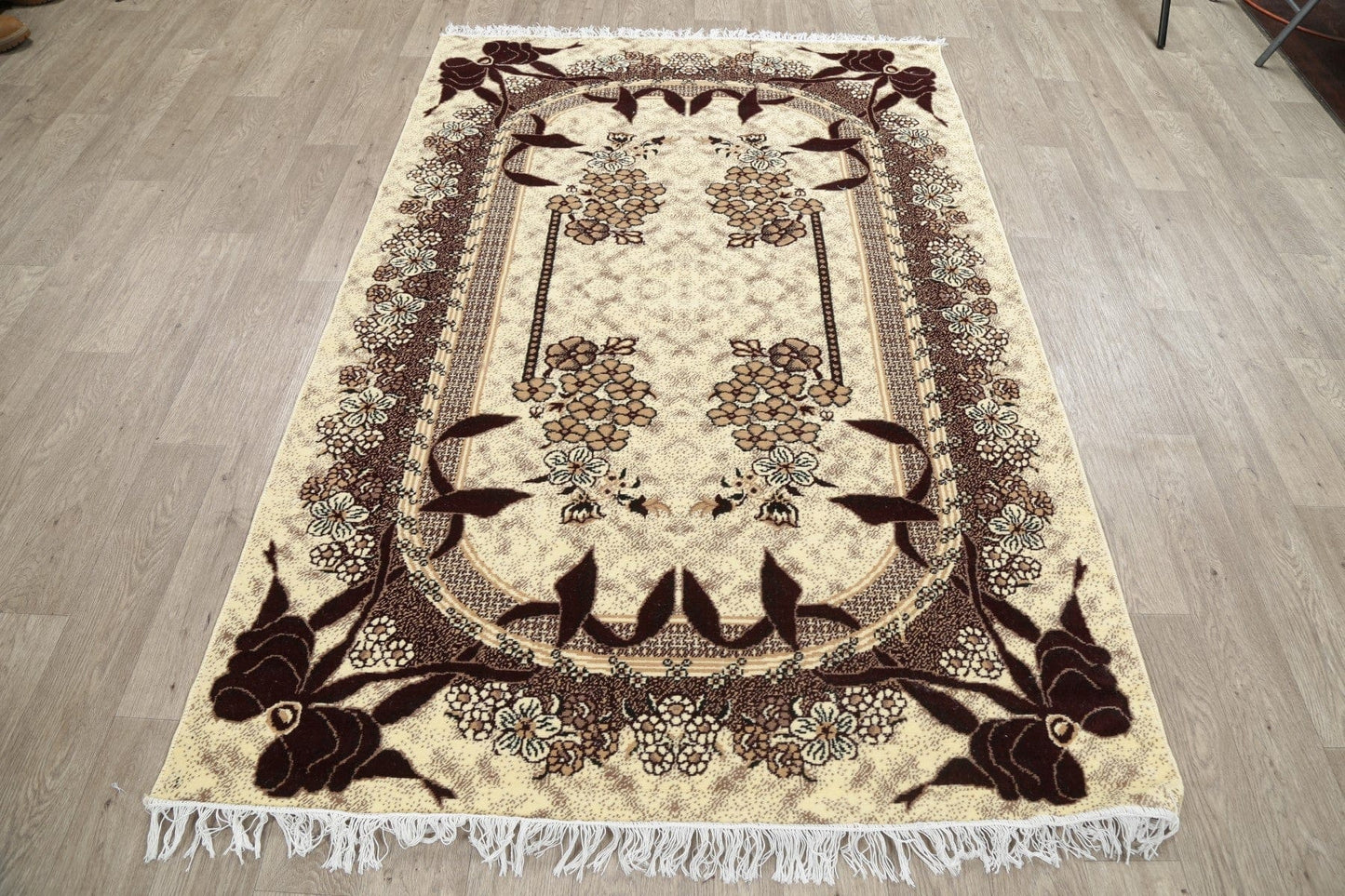 Floral Ivory Modern Turkish Oriental 5x7 Area Rug