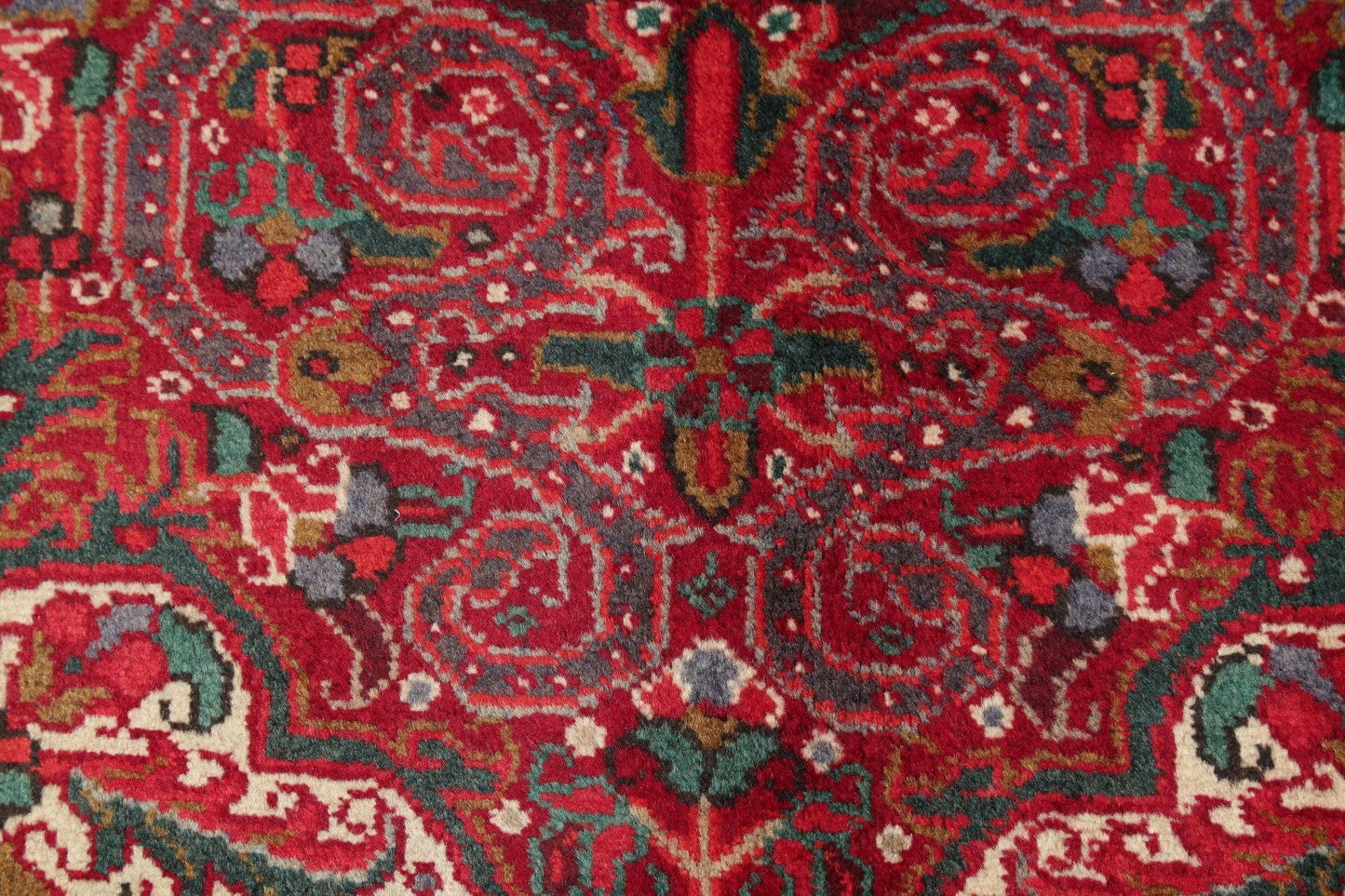 Traditional Floral Red Heriz Persian Hand-Knotted 7x9 Wool Area Rug