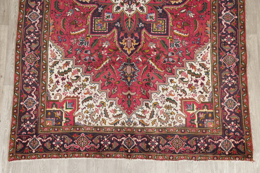 Red Geometric Heriz Persian Hand-Knotted 6x9 Wool Area Rug