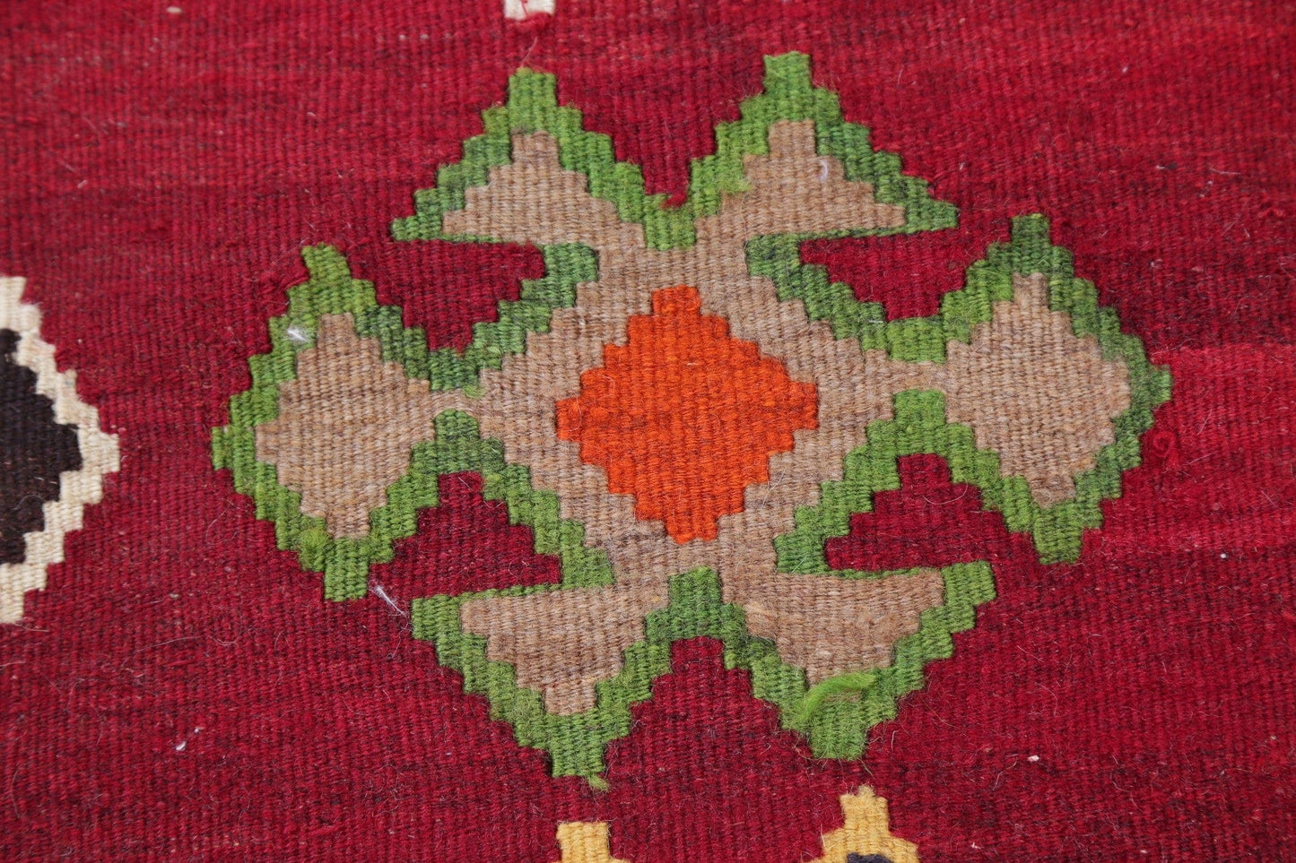 Red Geometric Kilim Qashqai Persian Hand-Woven 5x7 Wool Area Rug