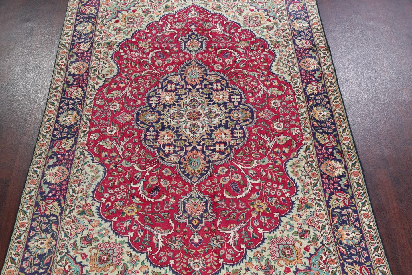 Traditional Floral Tabriz Persian Hand-Knotted 7x10 Wool Area Rug