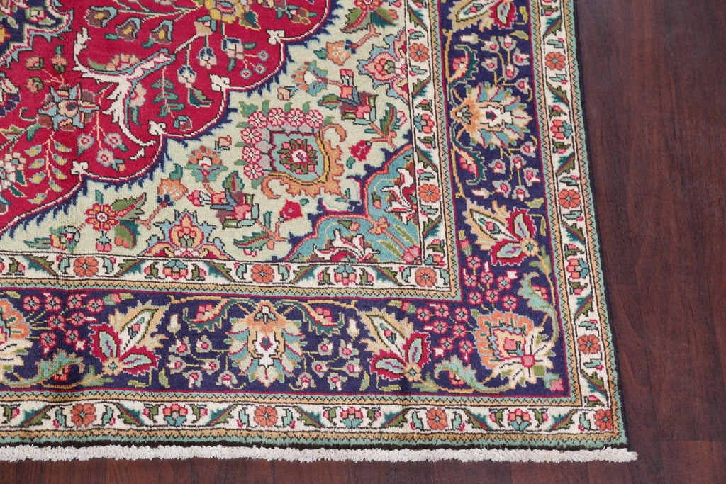 Traditional Floral Tabriz Persian Hand-Knotted 7x10 Wool Area Rug