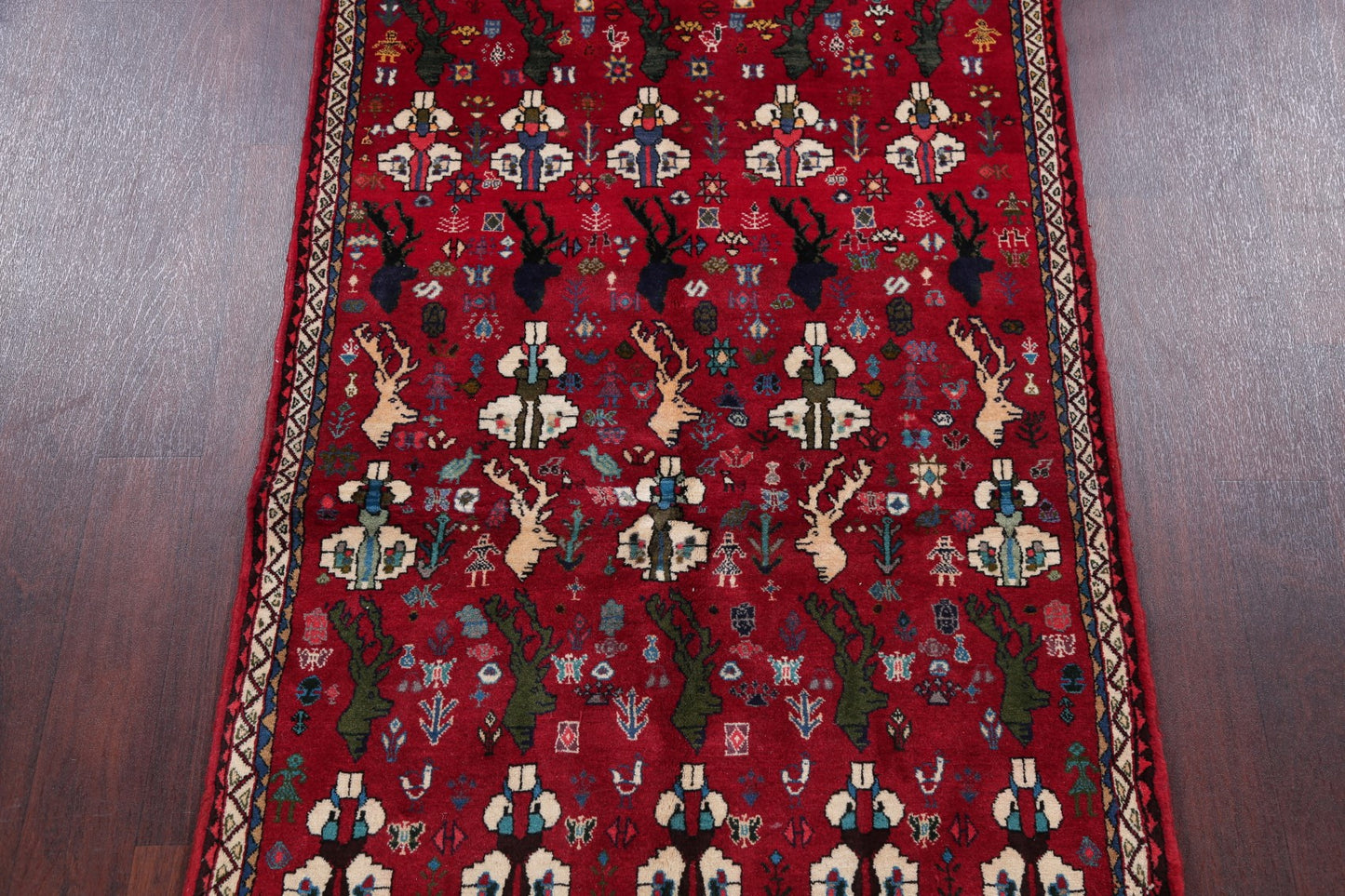 Animal Pictorial Shiraz Persian Area Rug 4x5