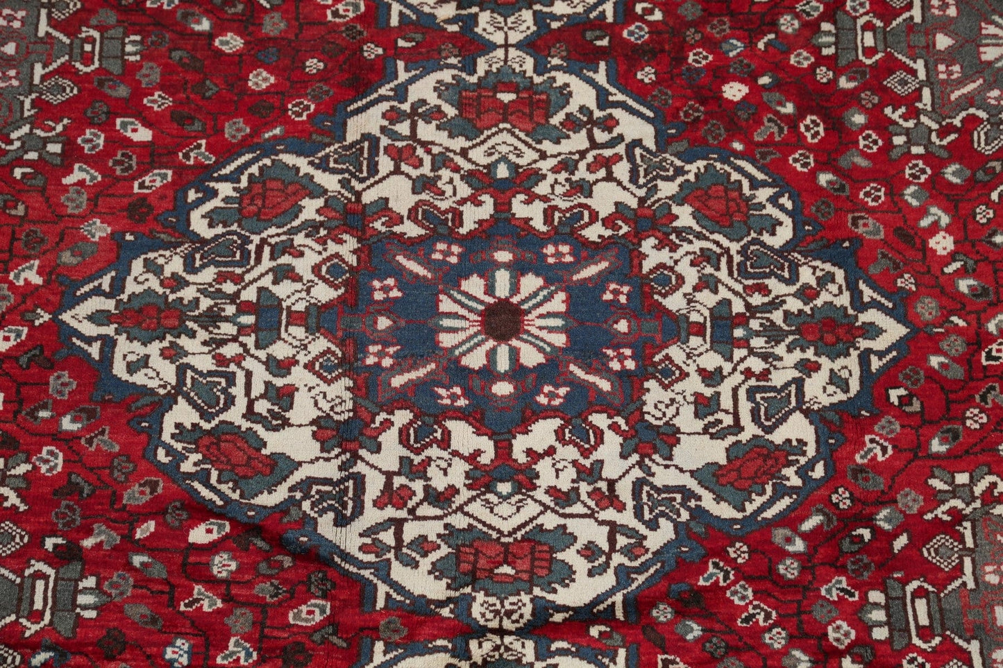 Geometric Red Bakhtiari Saman Persian Hand-Knotted 7x10 Wool Area Rug