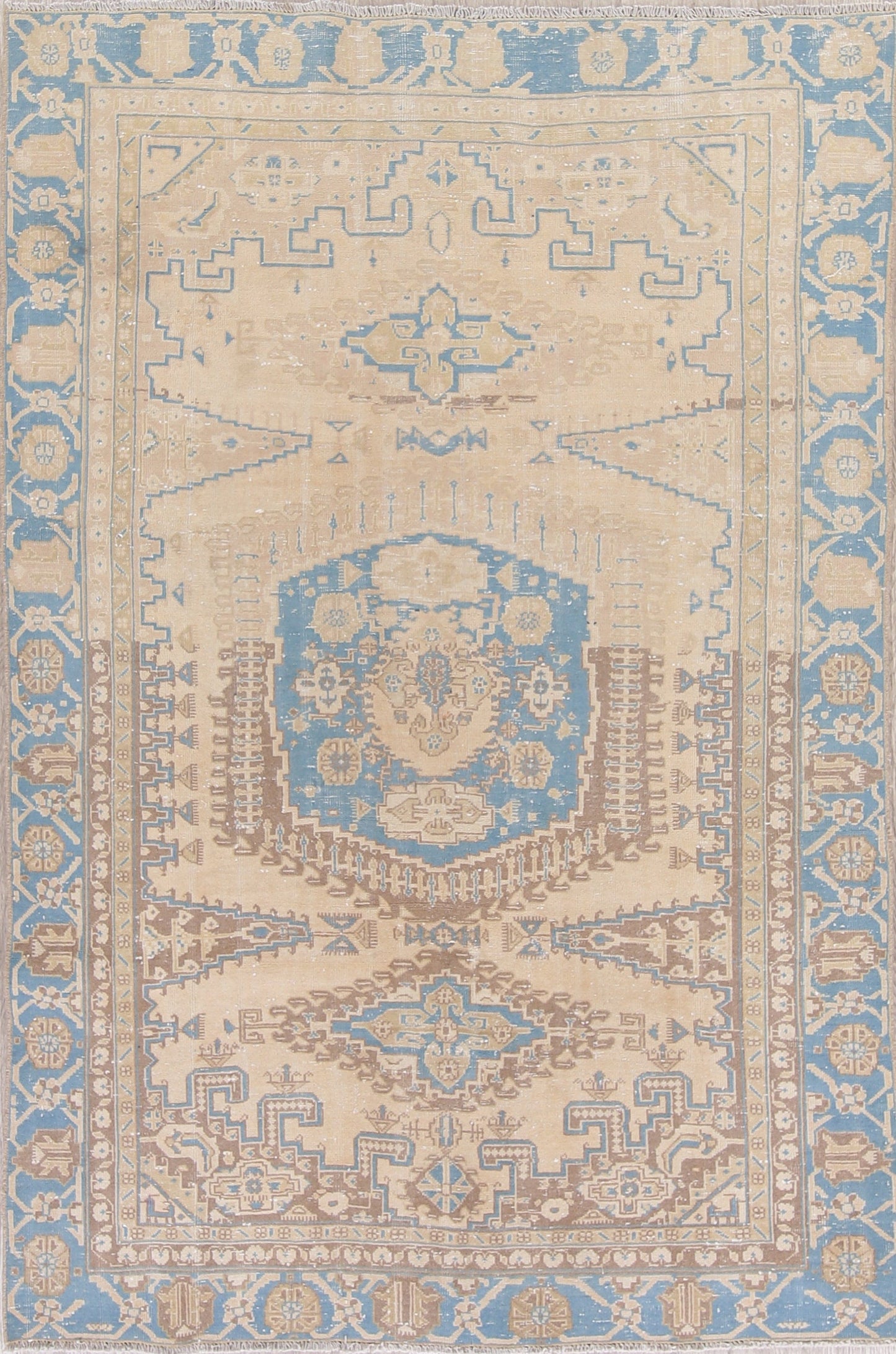 Muted Viss Persian Hand-Knotted 6x8 Wool Distressed Area Rug