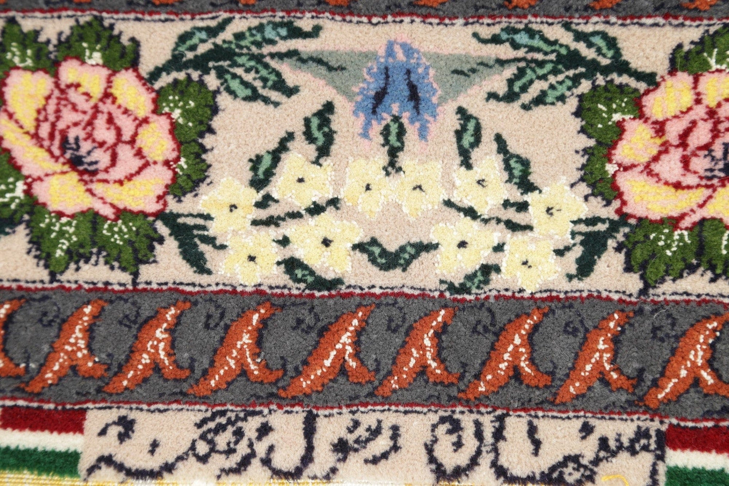 Pictorial Isfahan Persian Wool Rug 4x5