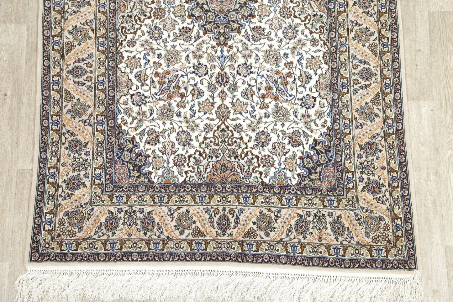 Ivory Floral Isfahan Persian Wool Silk Rug 5x8