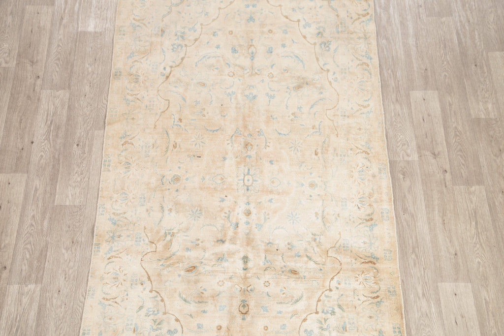 Kashan Muted Distressed Persian Rug 5x8