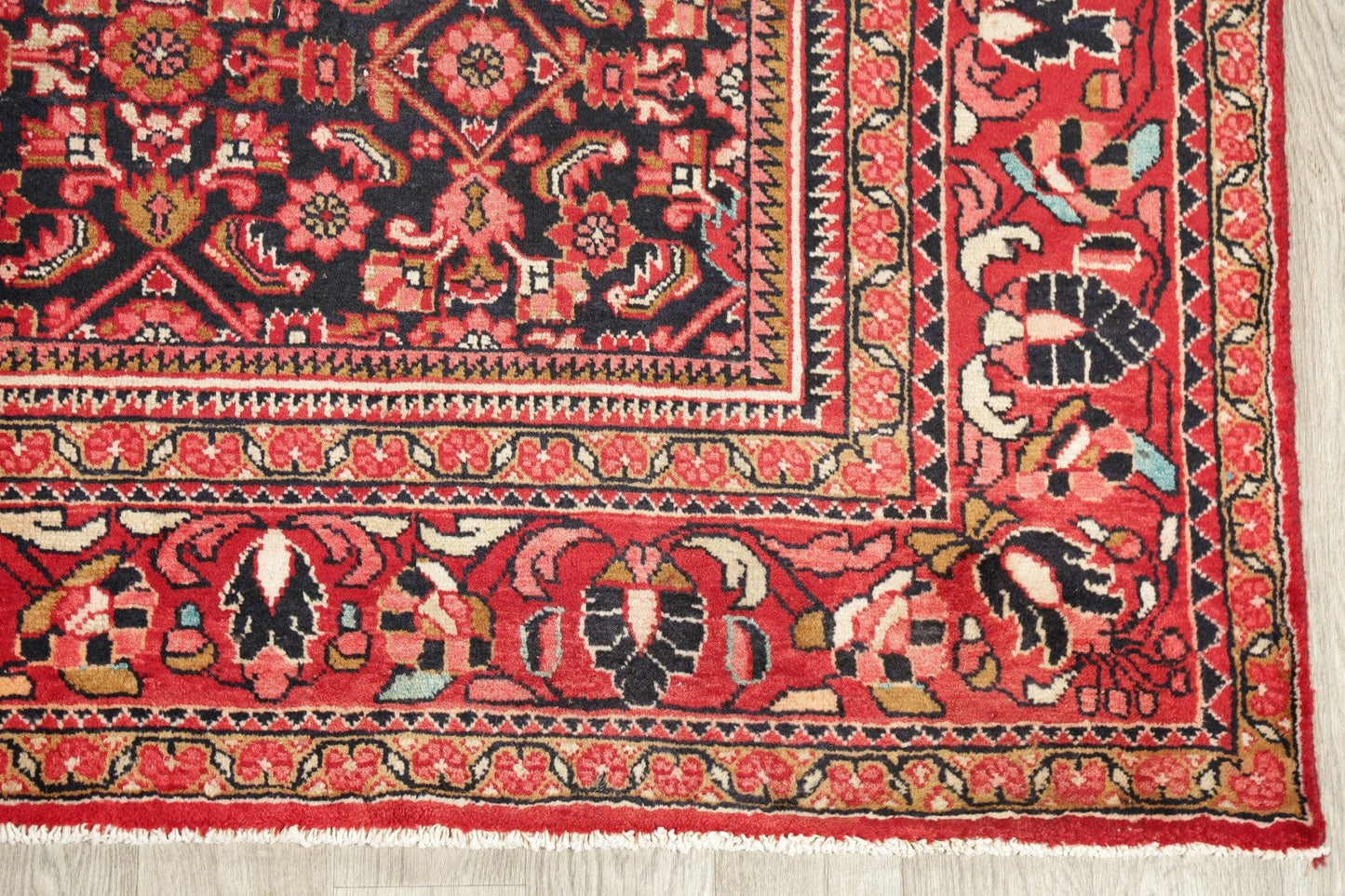 All-Over Lilian Persian Wool Area Rug 8x10