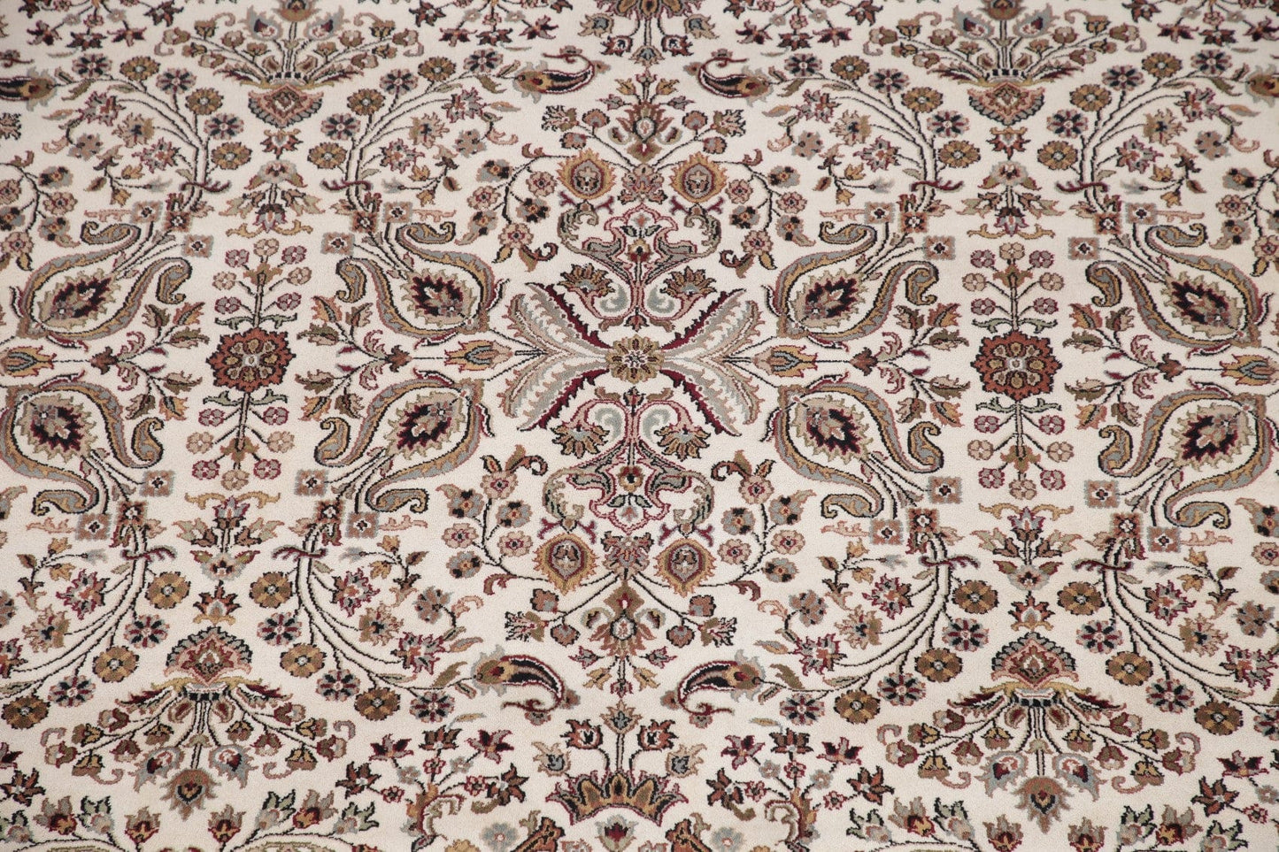 All-Over Floral Ivory Agra Indo Oriental Area Rug 9x12